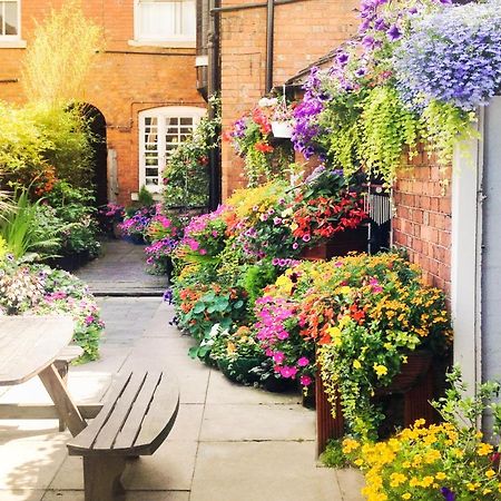 Bournville House & Cafe เบอร์มิงแฮม ภายนอก รูปภาพ